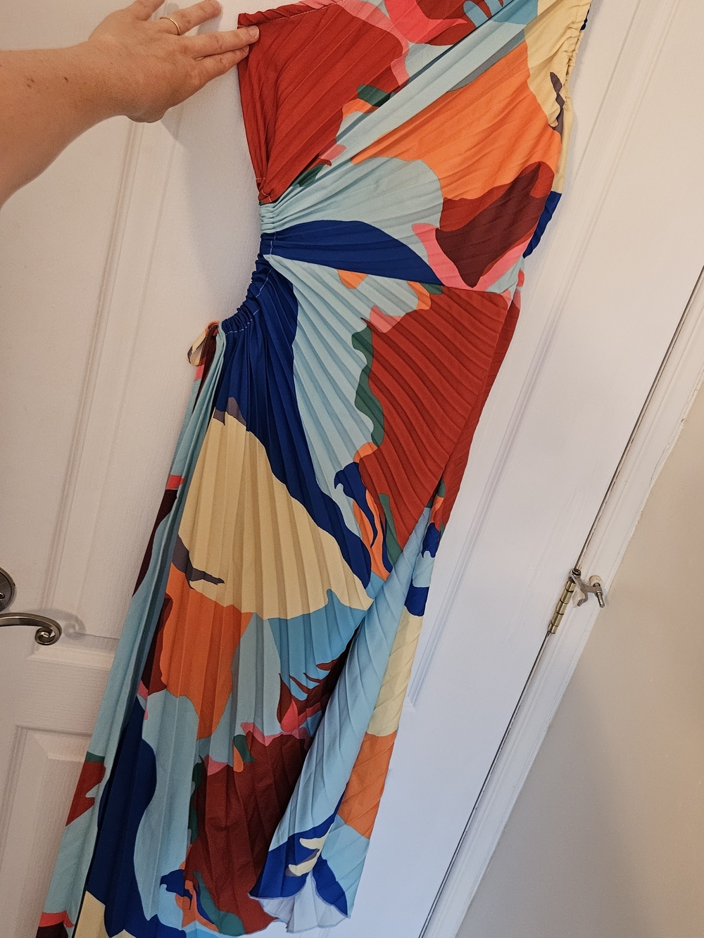 Abstract Multi-Color Pleated Maxi Dress - Picture 3 of 4